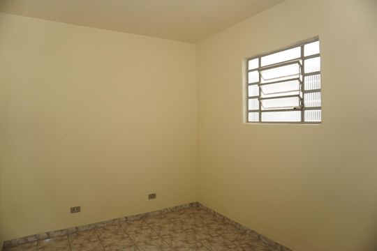 Apartamento para alugar com 2 quartos, 80m² em Jardim Guarujá, Embu das Artes