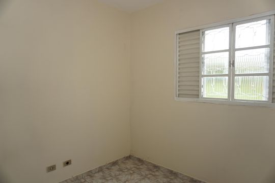 Apartamento para alugar com 3 quartos, 90m² em Jardim Guarujá, Embu das Artes