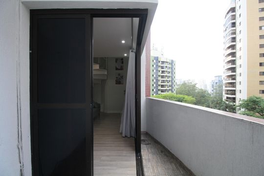 Varanda de apartamento para alugar com 1 quarto, 64m² em Vila Andrade, São Paulo