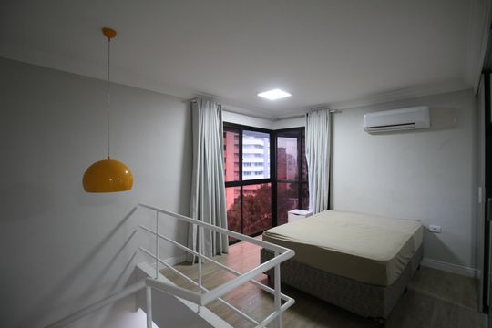 Suíte de apartamento para alugar com 1 quarto, 64m² em Vila Andrade, São Paulo