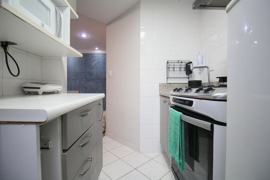 Cozinha de apartamento para alugar com 1 quarto, 64m² em Vila Andrade, São Paulo