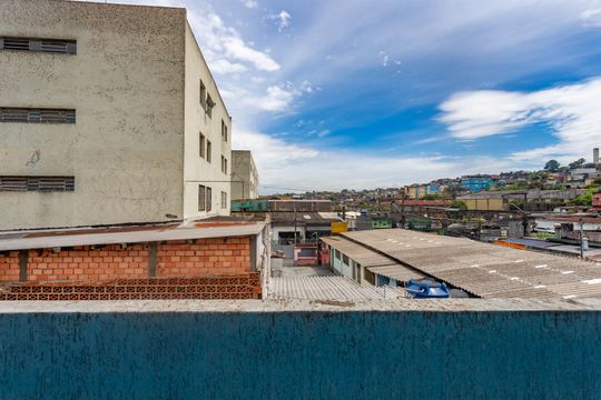 Vista do quarto 1  de apartamento para alugar com 2 quartos, 40m² em Jardim Miriam, São Paulo
