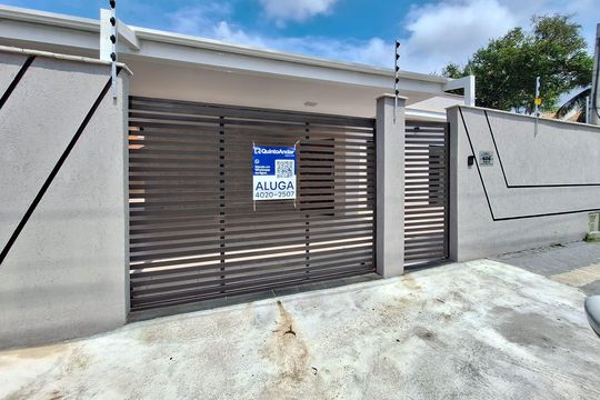 Fachada de casa para alugar com 3 quartos, 191m² em Serra Grande, Niterói