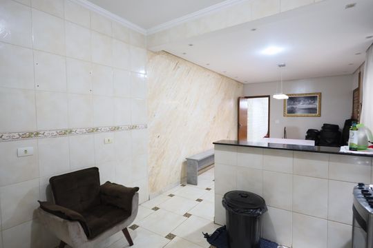 Cozinha de casa à venda com 3 quartos, 125m² em Padroeira, Osasco