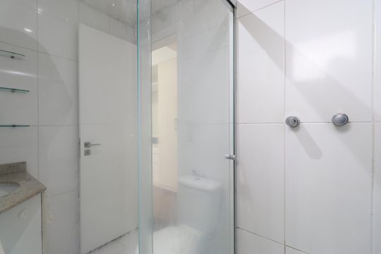 Banheiro da Suíte 1 de apartamento para alugar com 2 quartos, 79m² em Vila Leopoldina, São Paulo