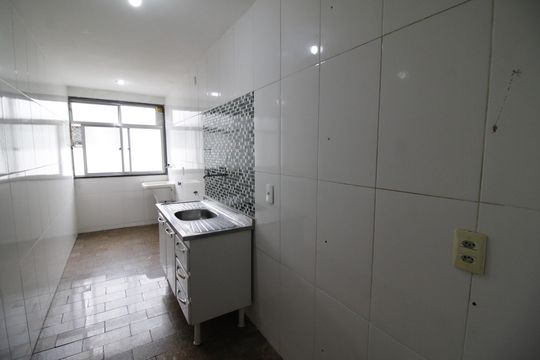 Cozinha de apartamento para alugar com 3 quartos, 128m² em Taquara, Rio de Janeiro