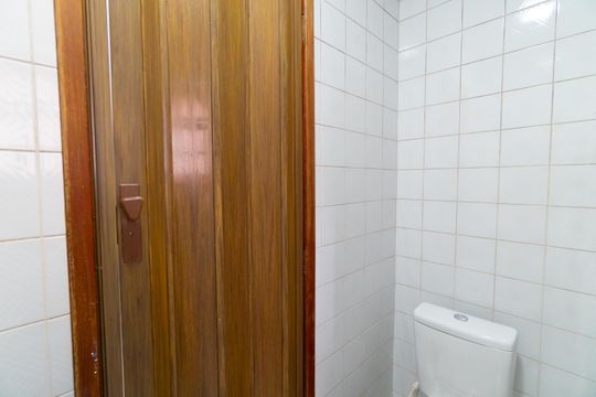 Banheiro da Suíte de casa de condomínio para alugar com 3 quartos, 130m² em Vila Santa Catarina, São Paulo