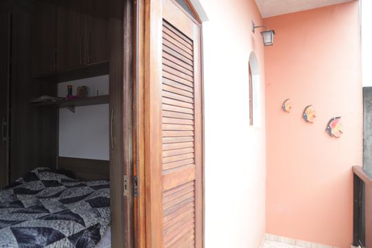Sacada do quarto 1 de casa para alugar com 3 quartos, 220m² em Vila Verde, São Paulo