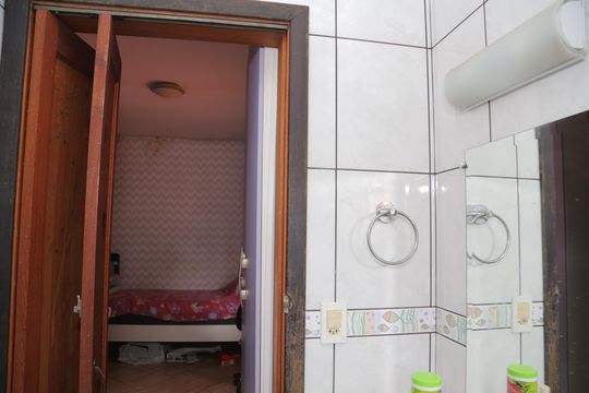 Banheiro suíte 3 de casa para alugar com 3 quartos, 220m² em Vila Verde, São Paulo