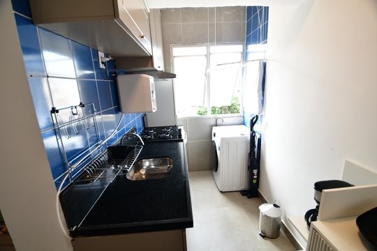 Cozinha de kitnet/studio à venda com 1 quarto, 34m² em Centro, Campinas