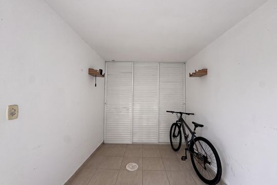Garagem de casa de condomínio à venda com 4 quartos, 147m² em Taquara, Rio de Janeiro