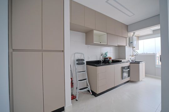 Cozinha de apartamento à venda com 2 quartos, 45m² em Jardim Santa Maria, São Paulo