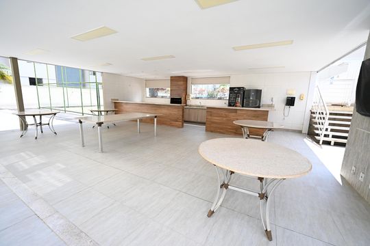 Apartamento para alugar com 4 quartos, 140m² em Setor Bela Vista, Goiânia