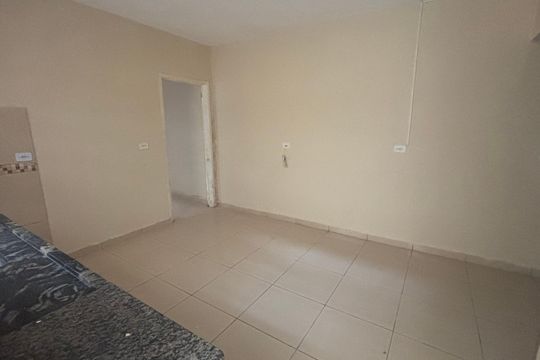 Casa para alugar com 2 quartos, 42m² em Alto da Riviera, São Paulo