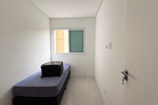Quarto 2 de apartamento para alugar com 3 quartos, 100m² em Balneario Cidade Atlantica, Guarujá