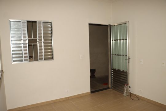 Casa para alugar com 1 quarto, 50m² em Jardim Nova Vitoria I, São Paulo