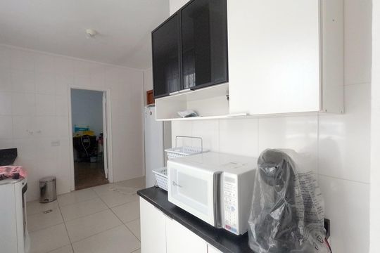 Cozinha de apartamento para alugar com 3 quartos, 201m² em Gonzaga, Santos