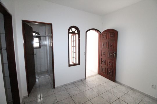 Sala de casa para alugar com 2 quartos, 80m² em Loteamento Residencial Vista Linda, São José dos Campos