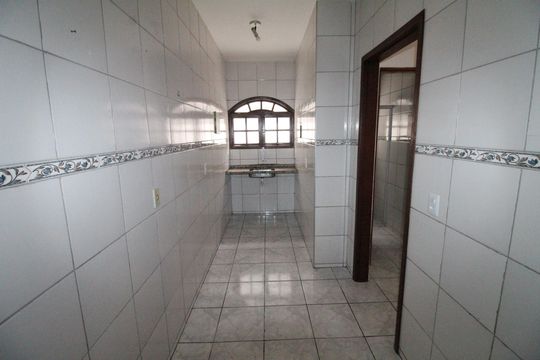 Cozinha de casa para alugar com 2 quartos, 80m² em Loteamento Residencial Vista Linda, São José dos Campos