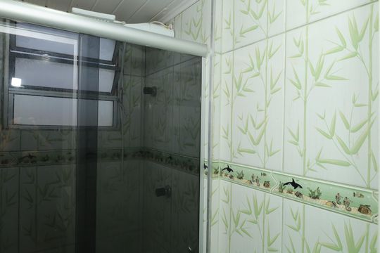 Banheiro de apartamento à venda com 2 quartos, 40m² em Vila Santa Cruz (zona Leste), São Paulo