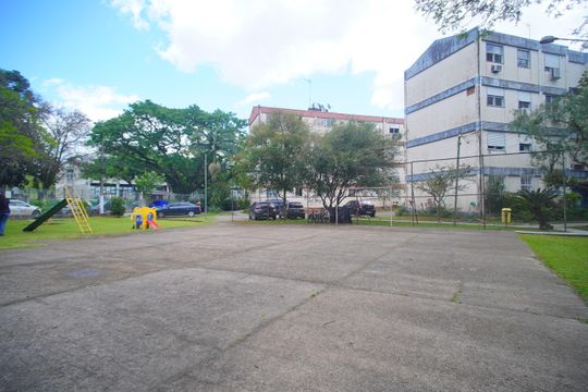 Quadra Esportiva de apartamento à venda com 2 quartos, 46m² em Rio Branco, São Leopoldo