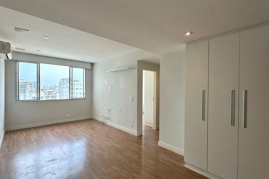 Apartamento à venda com 2 quartos, 62m² em Leblon, Rio de Janeiro
