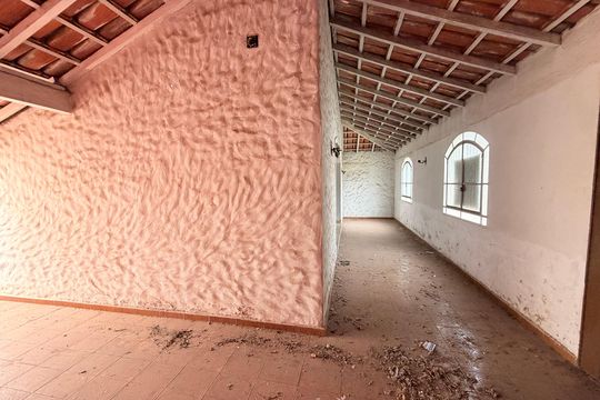 Garagem/Quintal de casa para alugar com 3 quartos, 325m² em Vila Padre Nobrega, Jundiaí