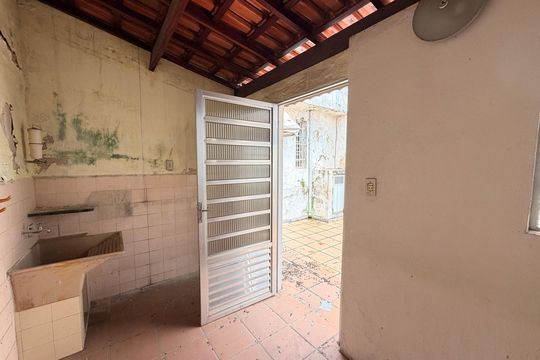 Quarto externo de casa para alugar com 3 quartos, 325m² em Vila Padre Nobrega, Jundiaí