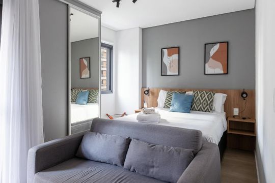 Sala / Quarto de kitnet/studio para alugar com 1 quarto, 27m² em Água Branca, São Paulo