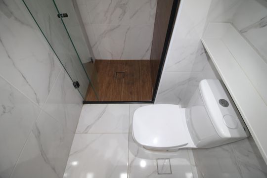 Banheiro de apartamento à venda com 2 quartos, 36m² em Tucuruvi, São Paulo