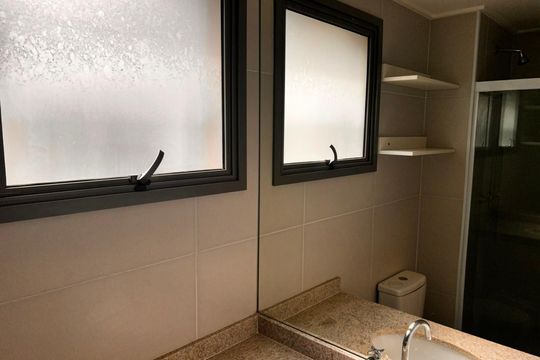 Banheiro de apartamento à venda com 1 quarto, 21m² em Paraíso, São Paulo