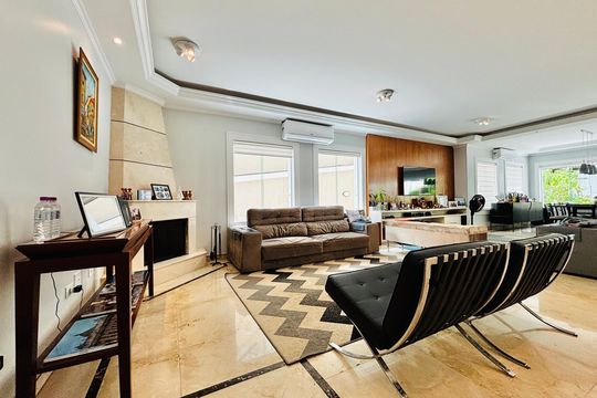 Sala 2 de casa de condomínio à venda com 4 quartos, 430m² em Residencial 18 do Forte, Santana de Parnaíba