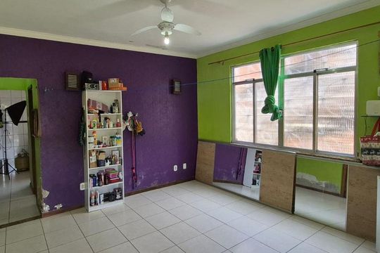 Sala de casa para alugar com 2 quartos, 70m² em Vigário Geral, Rio de Janeiro
