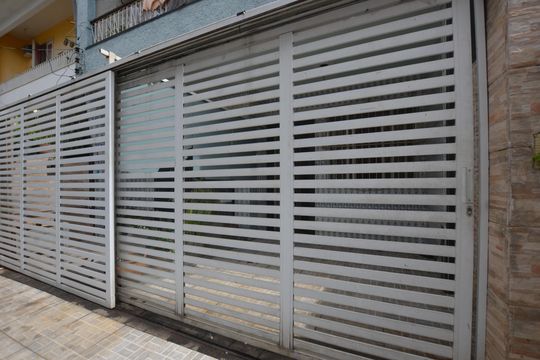  Fachada de casa para alugar com 1 quarto, 45m² em Osvaldo Cruz, Rio de Janeiro