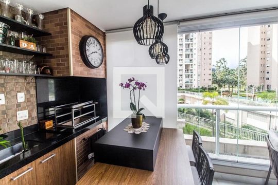 Varanda de apartamento para alugar com 3 quartos, 136m² em Centro Empresarial Tamboré, Santana de Parnaíba