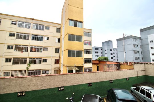 Vista do Quarto 1 de apartamento para alugar com 2 quartos, 56m² em Conjunto Residencial José Bonifácio, São Paulo