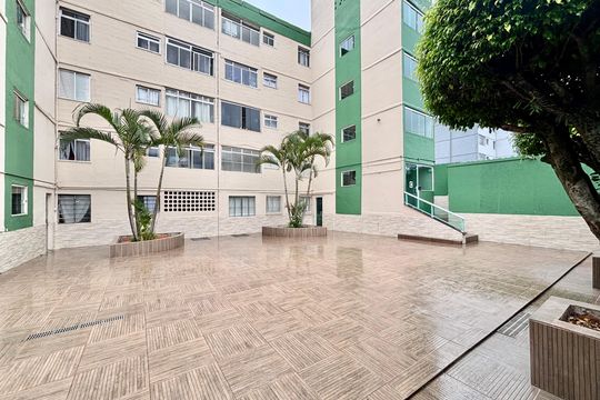 Área comum de apartamento para alugar com 2 quartos, 56m² em Conjunto Residencial José Bonifácio, São Paulo