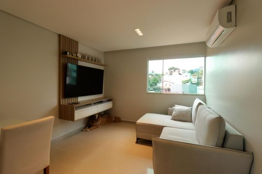 Apartamento à venda com 2 quartos, 49m² em Vila Claudio, Santo André