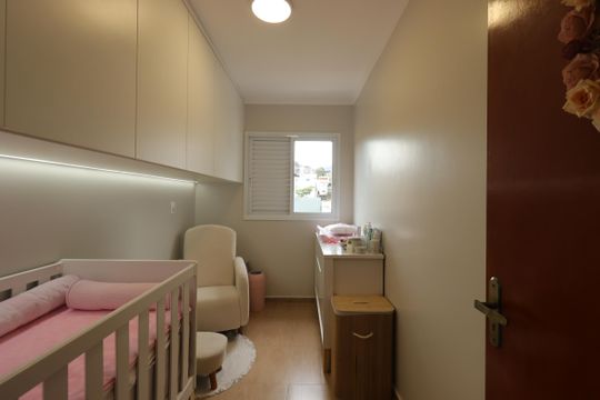 Quarto de apartamento à venda com 2 quartos, 49m² em Vila Claudio, Santo André