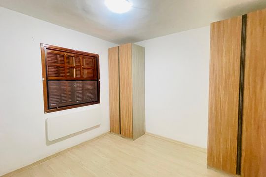 Quarto de casa de condomínio para alugar com 3 quartos, 110m² em Jardim Barbacena, Cotia