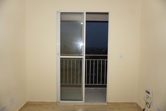 Varanda da Sala de apartamento para alugar com 2 quartos, 50m² em Jardim Elizabete, Embu das Artes