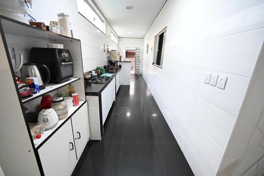 Casa à venda com 3 quartos, 330m² em Residencial Monte Carlo, Goiânia