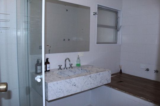 Apartamento para alugar com 2 quartos, 119m² em Higienópolis, São Paulo