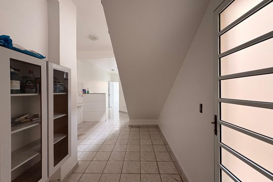 Lavanderia de casa para alugar com 4 quartos, 250m² em Santa Maria, Santo André