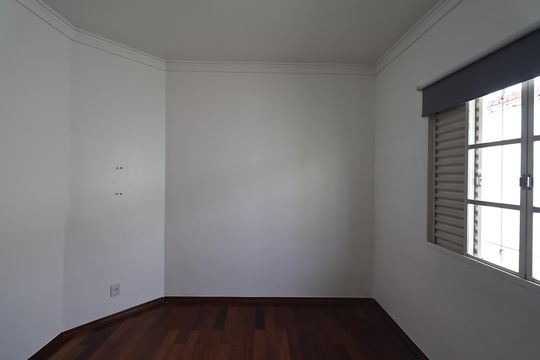 Quarto 1 de casa para alugar com 4 quartos, 250m² em Santa Maria, Santo André