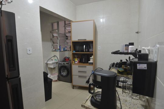 Cozinha de apartamento para alugar com 2 quartos, 68m² em Tijuca, Rio de Janeiro