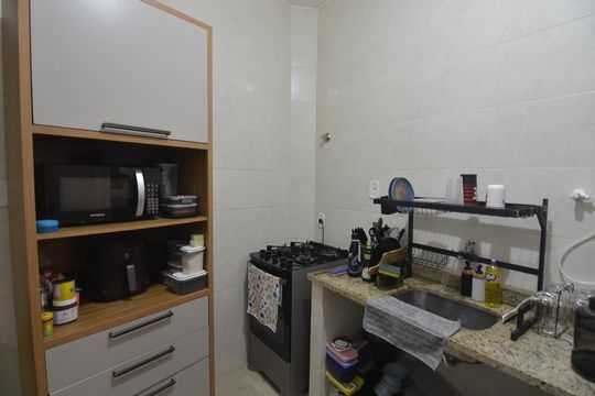 Cozinha de apartamento para alugar com 2 quartos, 68m² em Tijuca, Rio de Janeiro