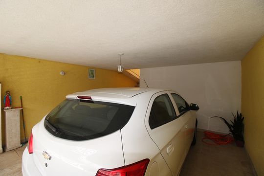Garagem de casa à venda com 3 quartos, 149m² em Cidade Líder, São Paulo