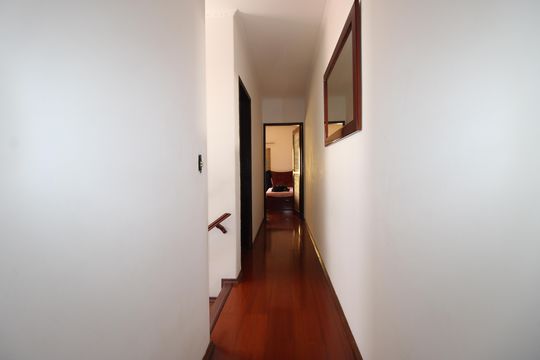 Corredor de casa à venda com 3 quartos, 149m² em Cidade Líder, São Paulo
