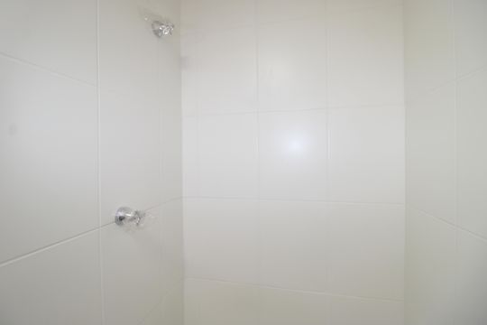 Banheiro de apartamento à venda com 2 quartos, 37m² em Jardim Helena, São Paulo